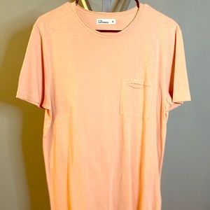 ASOS Men’s Pink Unhemmed T-Shirt w/ Cut Pocket